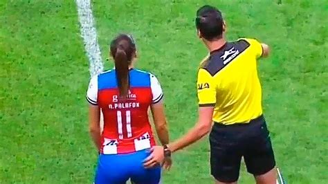 20 Funniest Moments In Womens Football Youtube
