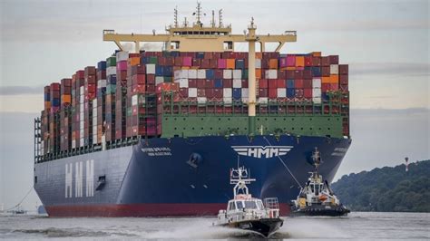 1280 x 720 jpeg 120 кб. Le port d'Anvers accueille le plus grand porte-conteneurs du monde