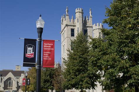 Northern Illinois University Dekalb Il