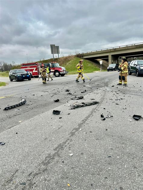Vehicle Accident Middle rd/... - Fulton Fire Department