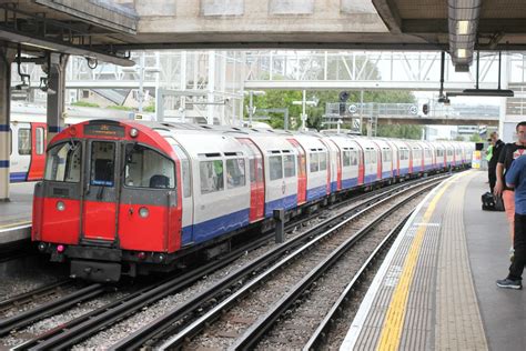 London Underground Piccadilly Line Dovetail Games Forums