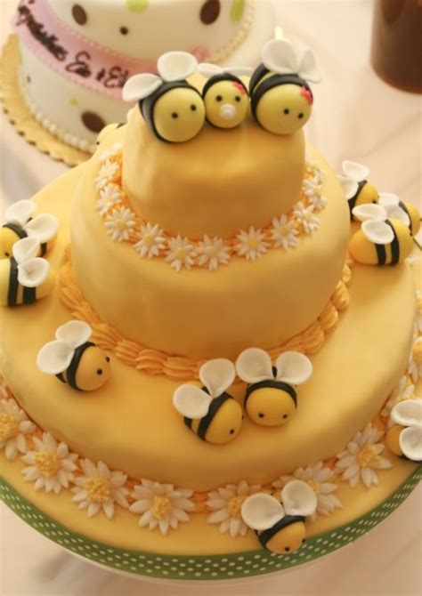 They're simple and easy but will have anyone fancy bumble bee decoration baby shower bumble bee decorating ideas bumble bee party ideas pinterest. Bee Cake - CakeCentral.com