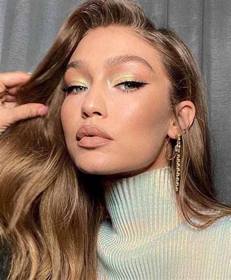 The Best Celebrity Makeup Looks To Recreate In 2020 Fashionisers