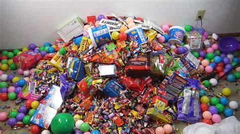 A Lot Of Candy A Lot Of Fun Youtube
