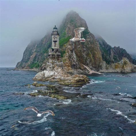 Aniva Lighthouse Nakashiretoko Is An Abandoned Lighthouse On Cape Aniva