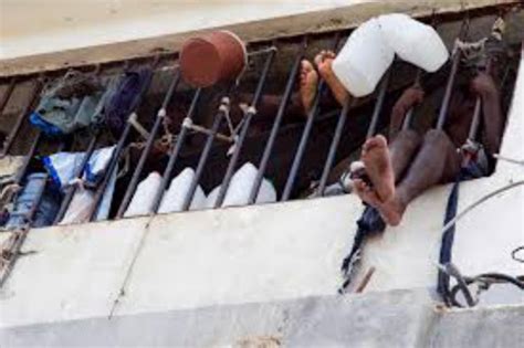 174 Inmates Escape Haiti Prison Killing One Guard And Stealing Weapons