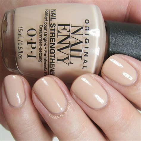 Handtastic Intentions: OPI Nail Envy Treatment in Samoan Sand