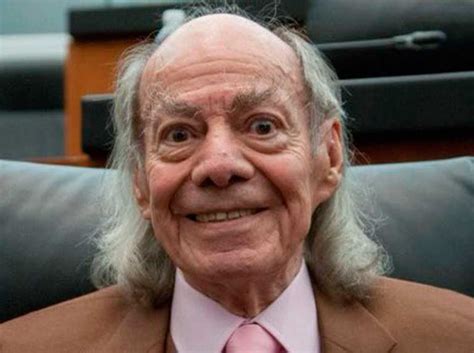 Actor Manuel El Loco Valdés Fallece A Los 89 Años Últimas Noticias