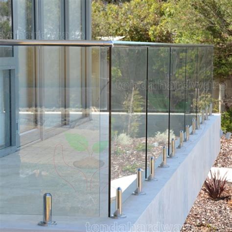 Suitable for the formation of glass railings of relatively low height (<70cm) characteristics: Outdoor Glass Fence/frameless Glass Railing Stand Off ...