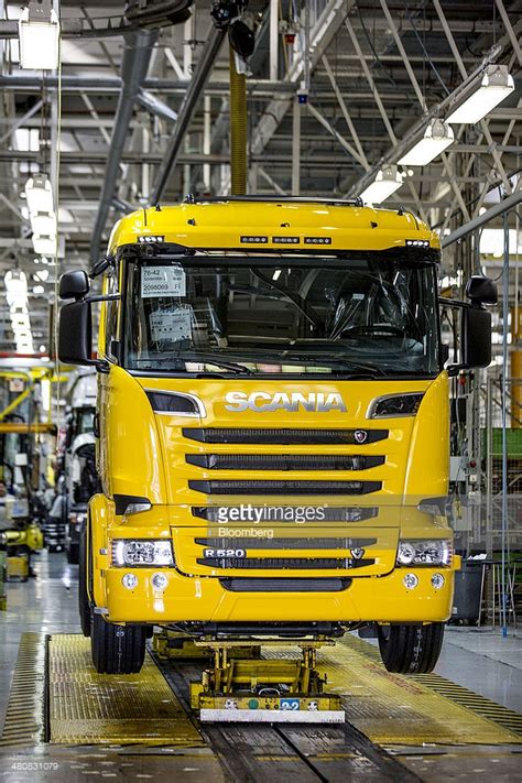 Europcar is looking forward to serving you at its car hire branch: DIECIOCHO RUEDAS: ASÍ PRODUCEN LOS NUEVOS SCANIA EN ...