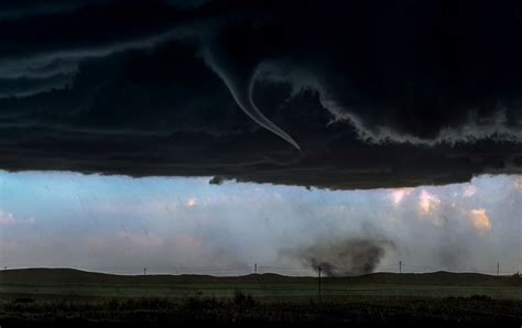 share more than 65 tornado wallpaper latest in cdgdbentre