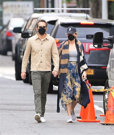 Blake Lively And Ryan Reynolds Spotted On A Stroll In New York City