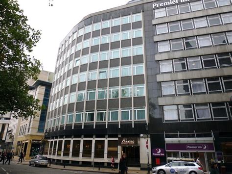Built using concrete cladding and steel joists, this building was part of the plan to redevelop birmingham in the 1960s. Exterior view of hotel, rooms follow around curve of ...