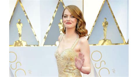 Emma Stone Insisted On Being Naked In The Favourite Days