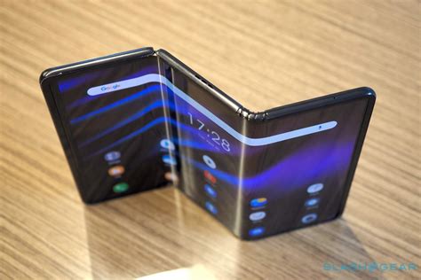 Samsung Double Foldable Phone Could Offer Two Hinges In 2021 Slashgear