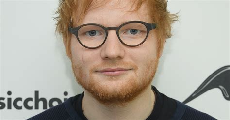 Stream tracks and playlists from ed sheeran on your desktop or mobile device. Ed Sheeran Hit Justin Bieber In The Face With A Golf Club ...