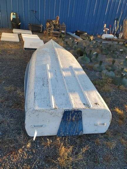 12 Ft Aluminum Jon Boat Baer Auctioneers Realty Llc
