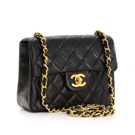 Black Plain Leather Chanel Handbag Vestiaire Collective Black