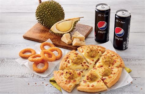 Pizza Hut Malaysia Perkenal Menu Baru Durian Cheese Pizza