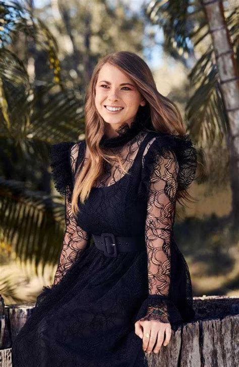 61 hot pictures of bindi irwin which demonstrate she is the hottest lady on earth page 5 of 6