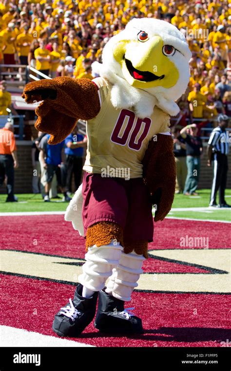 Boston College Eagles Mascot Hi Res Stock Photography And Images Alamy