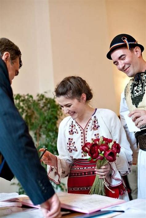The Romanian Traditional Wedding Spose Sposa Abiti Da Sposa