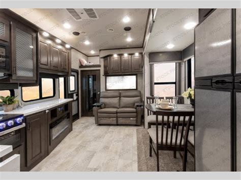 Used 2020 Grand Design Momentum G Class 353g Toy Hauler Fifth Wheel At