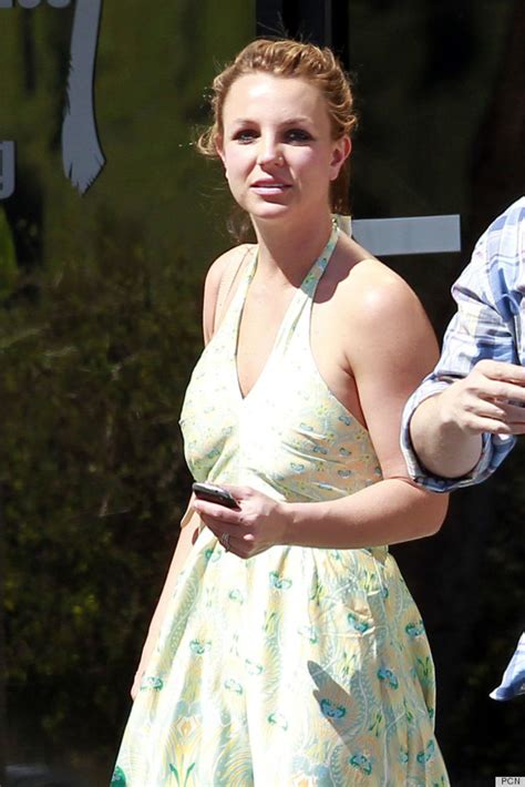 Britney Spears Sundress Gets Us In The Mood For Spring Photos Huffpost