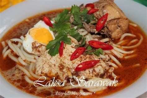 Laksa is a spicy noodle soup popular in the peranakan cuisine of southeast asia. daisy-lala: Laksa Sarawak