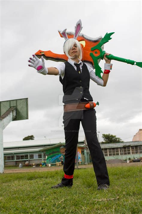 League Of Legends Riven Bunny Gender Bender 05 By Gatitocosplay On