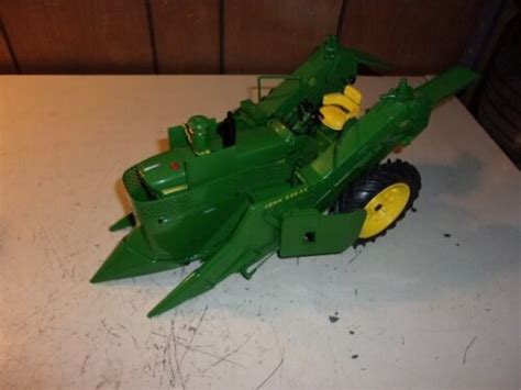 Ertl John Deere 4020 Tractor With 237 Corn Picker 36881050834 Ebay