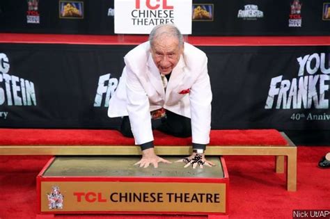 Mel Brooks Sports Prosthetic Sixth Finger At His Hand And Footprint Ceremony