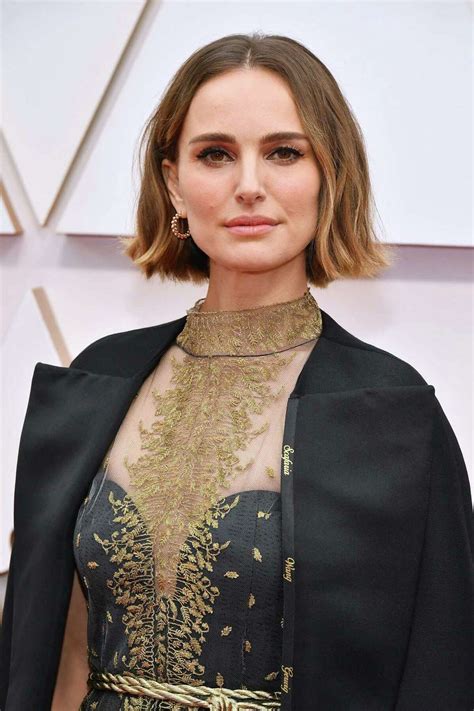 Natalie Portman Wore A Cape To The Oscars Embroidered With The Names Of Snubbed Female Directors