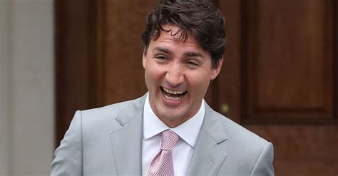 Justin Trudeau Is King Of The Political Sock Game No More Huffpost
