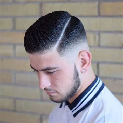 Following are the gambar potongan rambut undercut for men that you must like. Gaya Kita: gambar model rambut pria terbaru 2019 di 2020 (Dengan gambar) | Rambut pria, Gaya ...