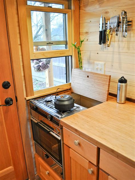 Discover these cheap diy projects that won't break your bank. Tiny Houses: Living Large in a Small Space | DIY Home ...