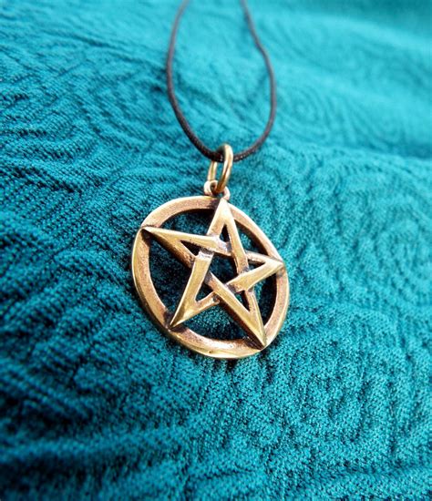 Pentagram Pendant Silver Handmade Necklace Star Witch Wicca Fine Pewter 405