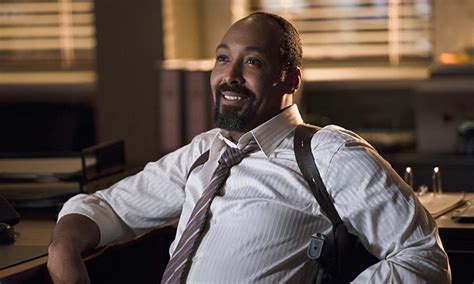 Jesse L Martin Taking Leave Of Absence From The Flash Cosmic Book News
