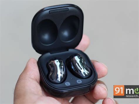 Samsung Galaxy Buds Live Review Worth Buying In 2021 Ph