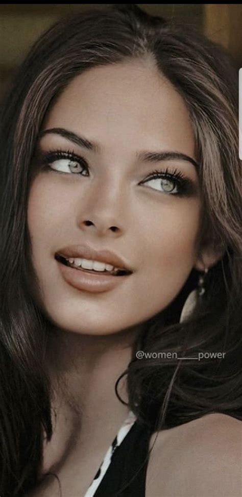 Stunning Eyes Beautiful Lips Gorgeous Women Kristin Kreuk Cute