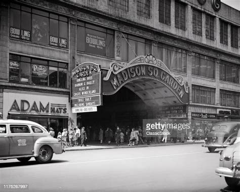 Madison Square Garden Marquee Photos And Premium High Res Pictures