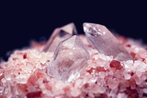 Learn About the Many Varieties of Quartz