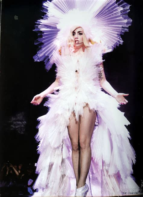 Show Me Your Favorite Gaga Picture Gaga Thoughts Gaga Daily