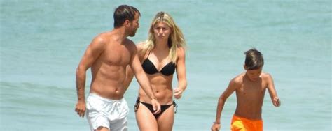 Sylvie meis heiratete 2005 fußballspieler rafael van der vaart. Estavana schwanger! Rafael van der Vaart wird wieder Papa ...