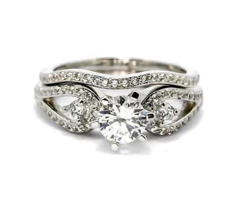 Split Shank Diamond Engagement Ring And Wedding Band Set