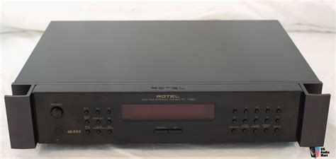 Rotel Tuner Rt W Remote For Sale Us Audio Mart