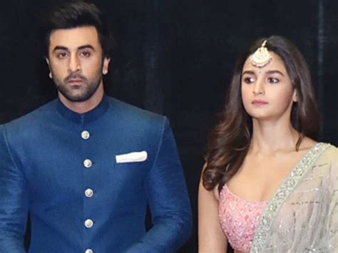 Ranbir Kapoor And Alia Bhatt Call Off Their Romance Find Out Hindi