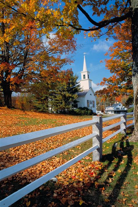 Usa New Hampshire Fitzwilliam Picket Fence And Church Autumn