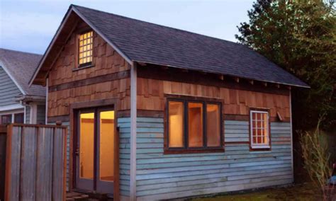 Garage Turned Into A Tiny House Tiny Houses For Rent Rustic Tiny