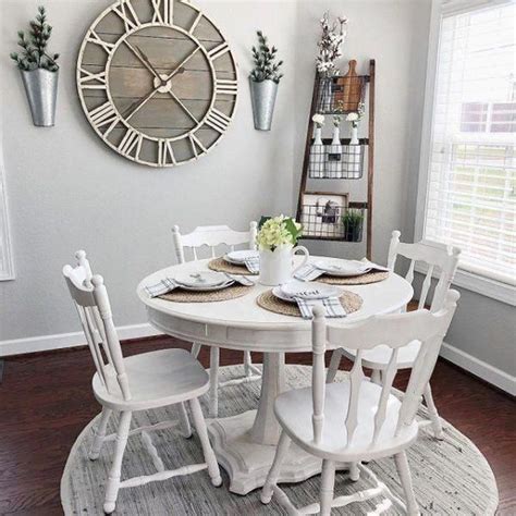 A photograph or painting will command attention and set the tone in a small area. 30+ Rustic Dining Room Decoration Ideas That Inspire You ...